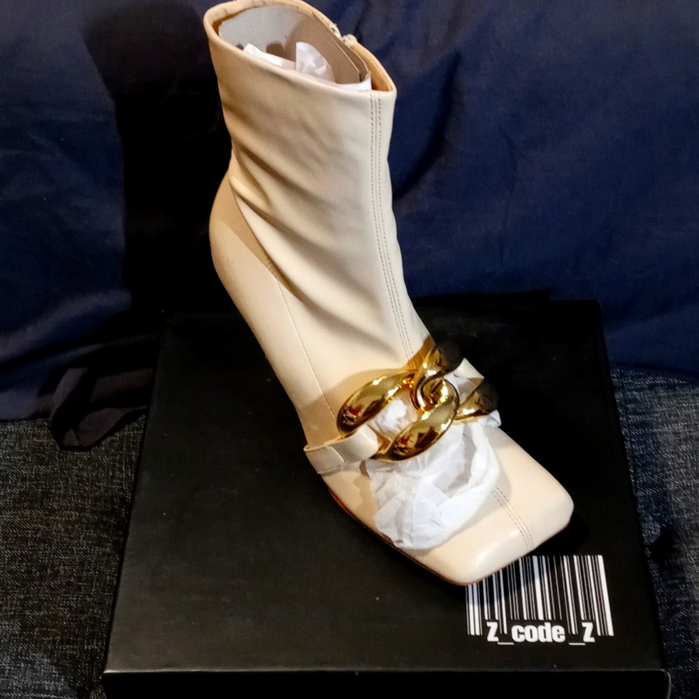 White/Bone chain Booties